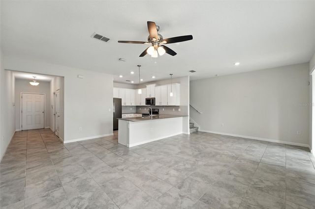 9944 RED EAGLE DRIVE, Orlando, FL 32825