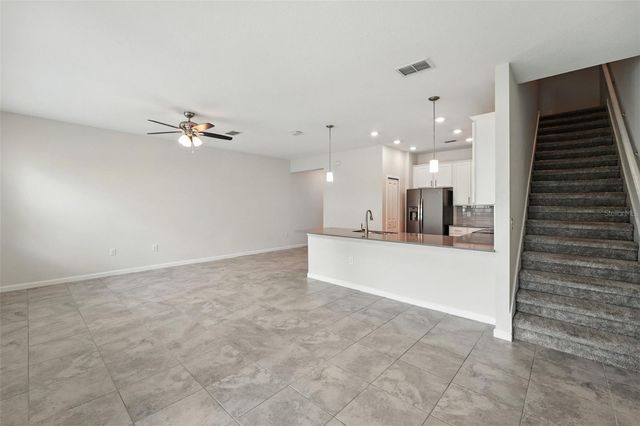 9944 RED EAGLE DRIVE, Orlando, FL 32825