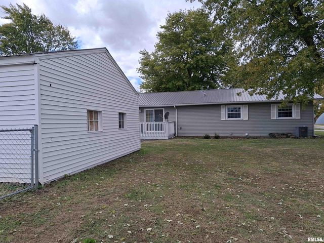 717 S 6TH Avenue, Canton, IL 61520