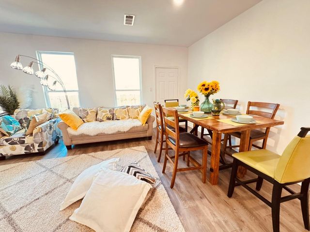 11130 Beverley Park Street, Sugar Land, TX 77498