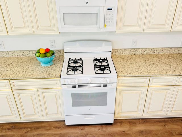 11130 Beverley Park Street, Sugar Land, TX 77498