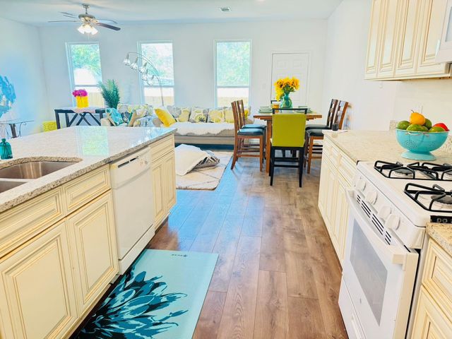 11130 Beverley Park Street, Sugar Land, TX 77498