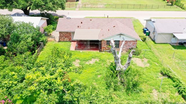 4810 WYCLIFF DR, San Antonio, TX 78220