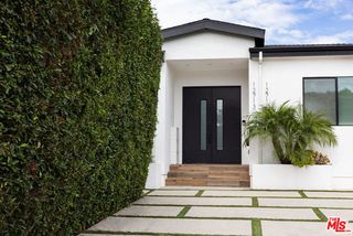 12713 Tiara Street, Valley Village, CA 91607