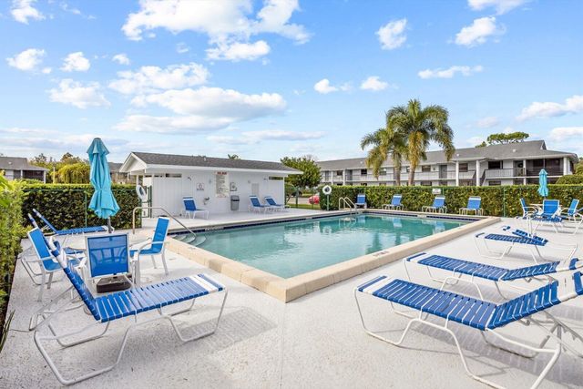 1250 SE Parkview Place C6, Stuart, FL 34994