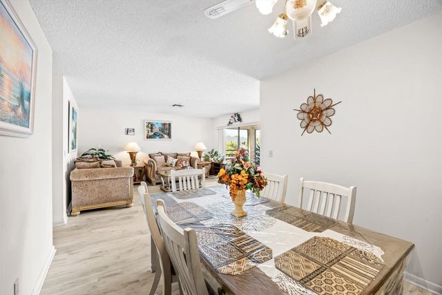 1250 SE Parkview Place C6, Stuart, FL 34994