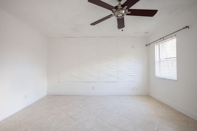 9460 SW 61st Way A, Boca Raton, FL 33428