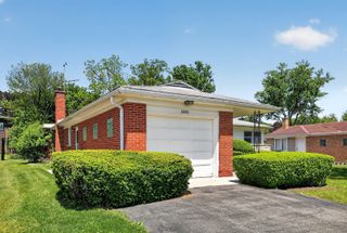 1400 London Lane, Glenview, IL 60025