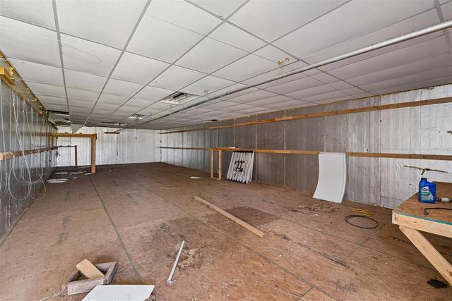 1515 N 14th Street, Guthrie, OK 73044