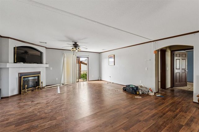 1515 N 14th Street, Guthrie, OK 73044