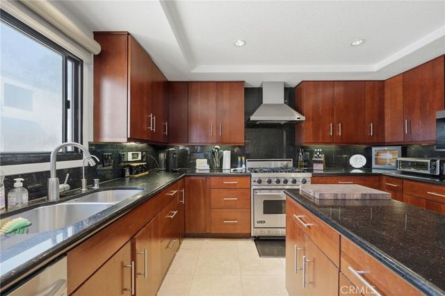 16506 Bordeaux, Huntington Beach, CA 92649