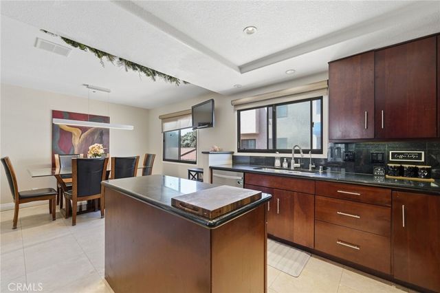 16506 Bordeaux, Huntington Beach, CA 92649