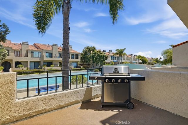 16506 Bordeaux, Huntington Beach, CA 92649