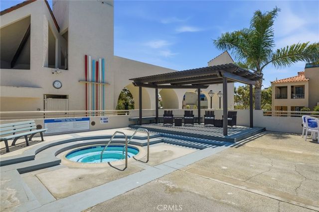 16506 Bordeaux, Huntington Beach, CA 92649