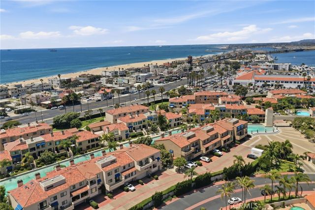 16506 Bordeaux, Huntington Beach, CA 92649