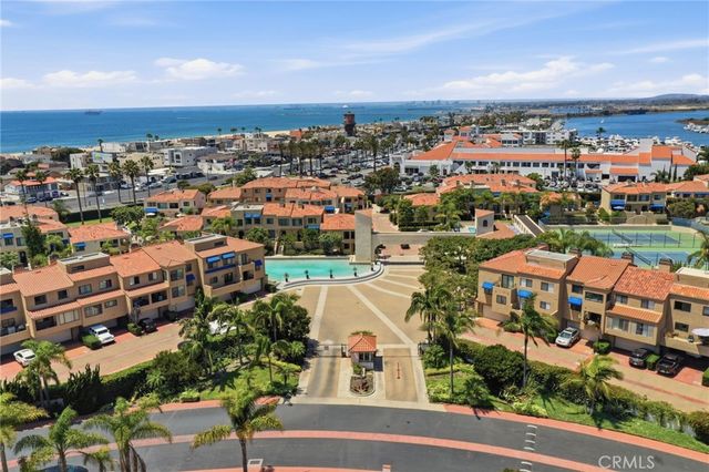 16506 Bordeaux, Huntington Beach, CA 92649