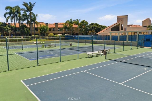 16506 Bordeaux, Huntington Beach, CA 92649