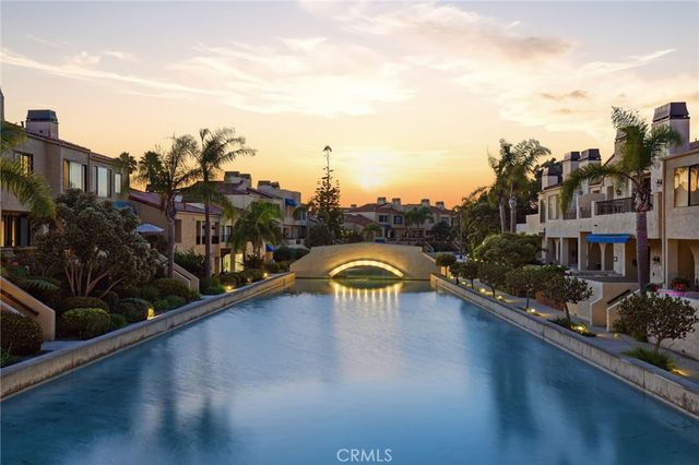 16506 Bordeaux, Huntington Beach, CA 92649
