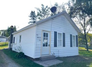 104 S 24th Street, Goshen, IN 46528