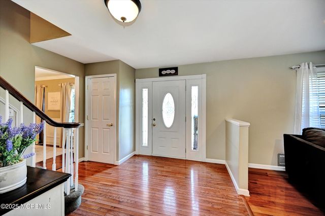 1016 Sheila Drive, Toms River, NJ 08753
