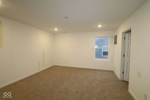 6209 Paperbark Way, Indianapolis, IN 46259