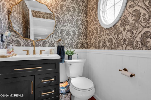 9 Eagle Ridge Lane, West Creek, NJ 08092