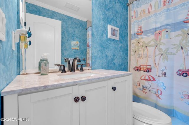 9 Eagle Ridge Lane, West Creek, NJ 08092