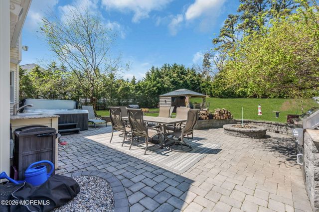 9 Eagle Ridge Lane, West Creek, NJ 08092