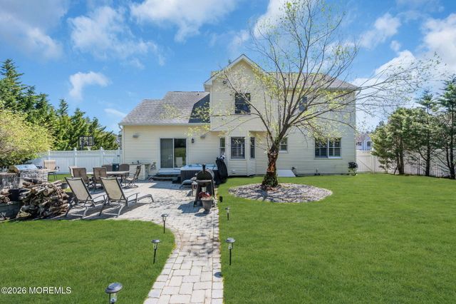 9 Eagle Ridge Lane, West Creek, NJ 08092