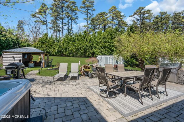 9 Eagle Ridge Lane, West Creek, NJ 08092