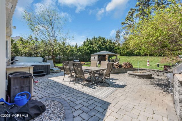 9 Eagle Ridge Lane, West Creek, NJ 08092