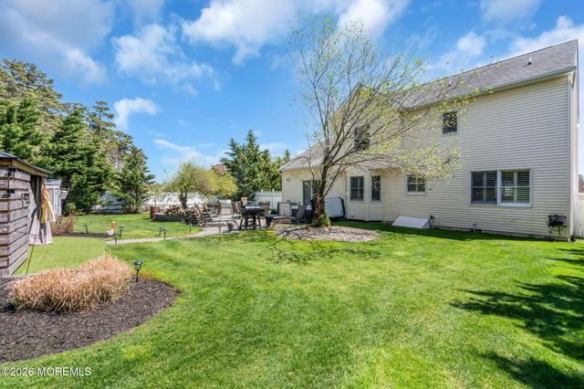 9 Eagle Ridge Lane, West Creek, NJ 08092