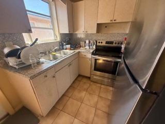 53 NW 169th Street, North Miami Beach, FL 33169