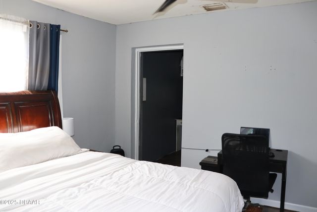 1834 S Segrave Street, South Daytona, FL 32119