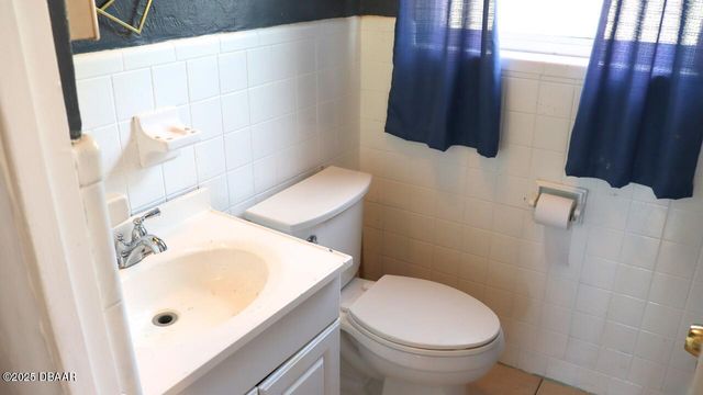 1834 S Segrave Street, South Daytona, FL 32119