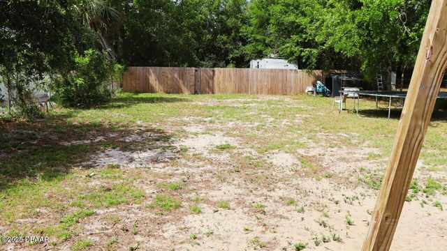 1834 S Segrave Street, South Daytona, FL 32119