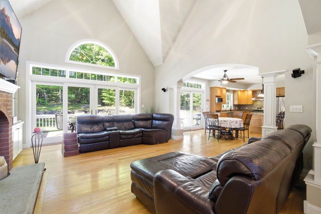 957 Back Mountain Road, Goffstown, NH 03045