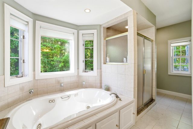 957 Back Mountain Road, Goffstown, NH 03045