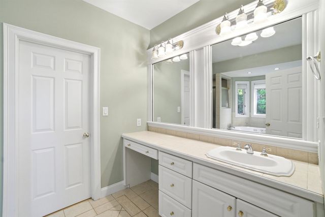 957 Back Mountain Road, Goffstown, NH 03045