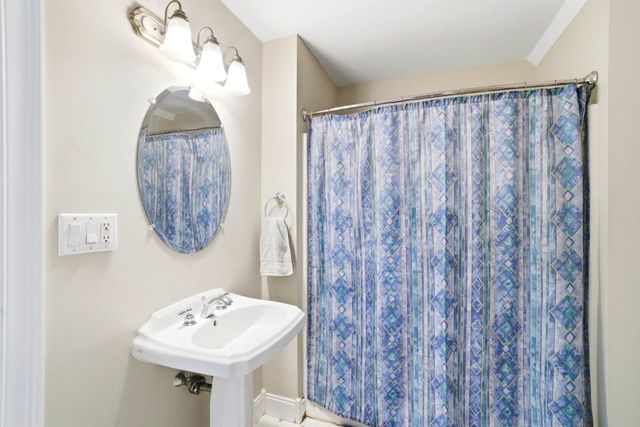 957 Back Mountain Road, Goffstown, NH 03045