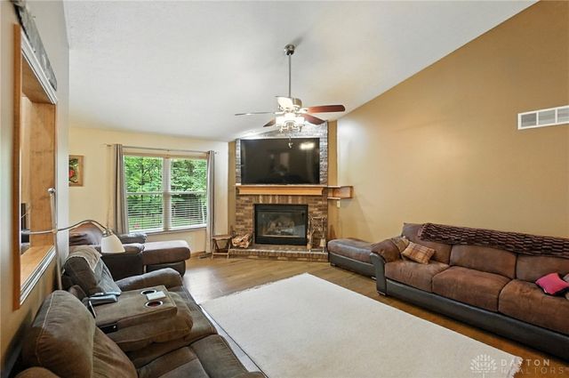 7824 Hetzler Road, Germantown, OH 45327