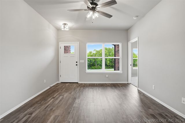 1528 E Grayson Avenue, Sapulpa, OK 74066