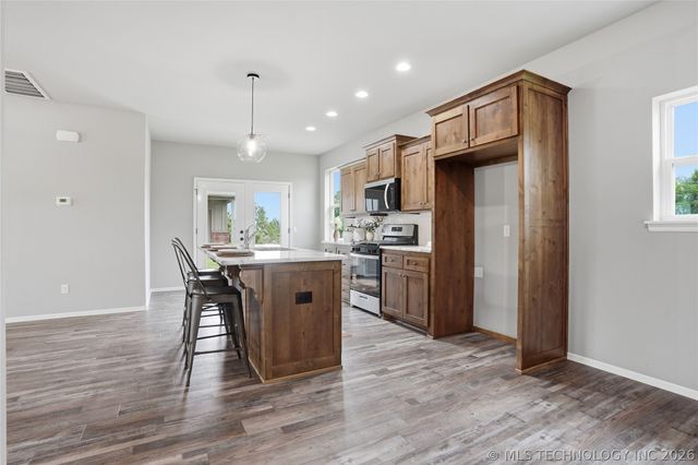 1528 E Grayson Avenue, Sapulpa, OK 74066