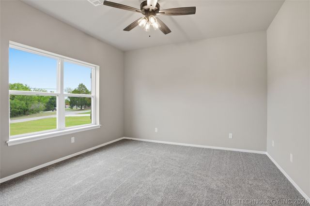 1528 E Grayson Avenue, Sapulpa, OK 74066