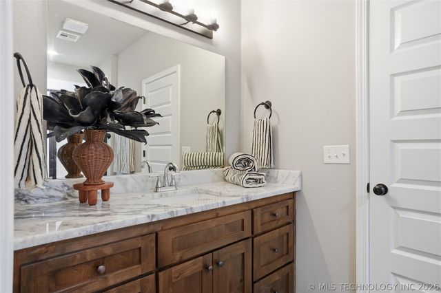 1528 E Grayson Avenue, Sapulpa, OK 74066