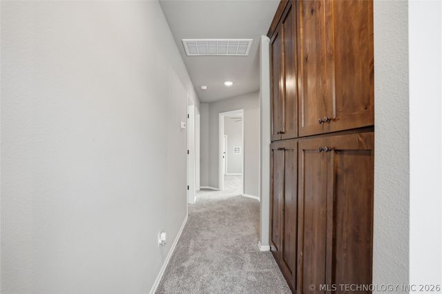 1528 E Grayson Avenue, Sapulpa, OK 74066