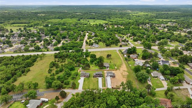 1528 E Grayson Avenue, Sapulpa, OK 74066