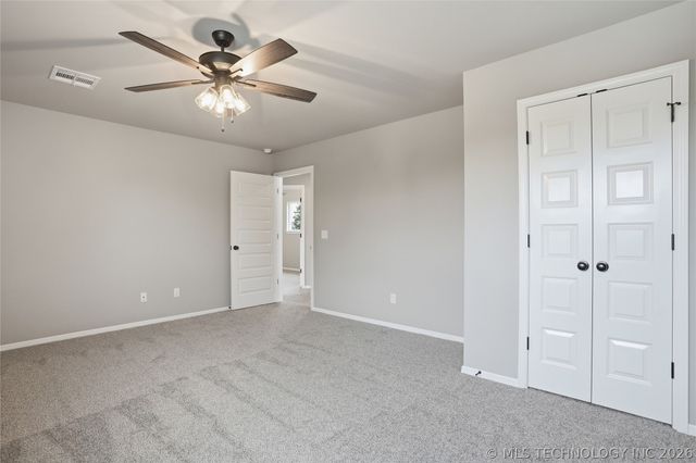 1528 E Grayson Avenue, Sapulpa, OK 74066