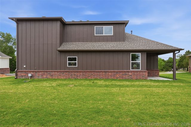 1528 E Grayson Avenue, Sapulpa, OK 74066