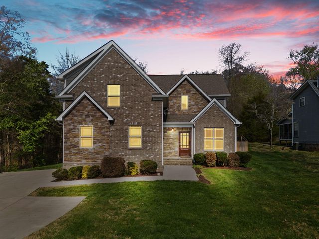 8229 Pierpoint Drive, Harrison, TN 37341